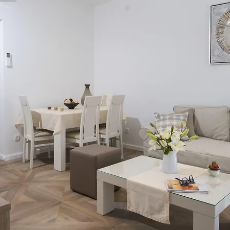 Ragusina Luxury Lejlighed